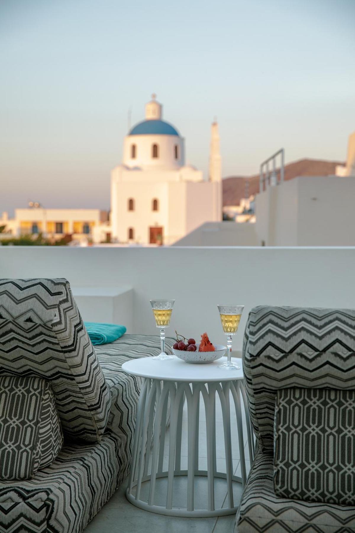 La Madeleine Oia Bed & Breakfast Exterior photo