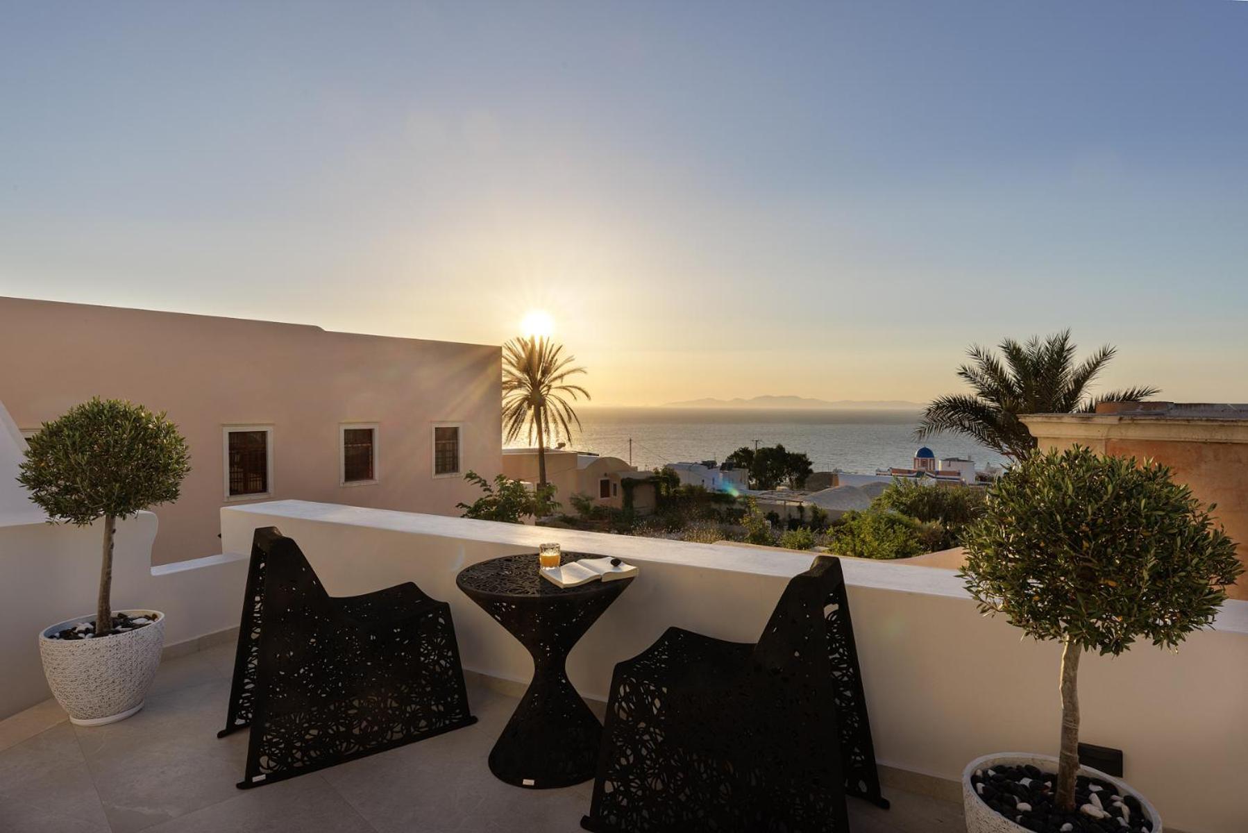 La Madeleine Oia Bed & Breakfast Exterior photo